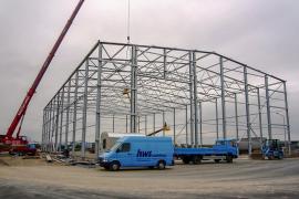 images/bilder-referenzen/16hallenbau_hws-stahlbau.jpg